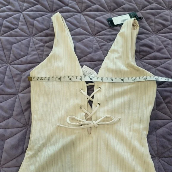 NEW TAVIK/REVOLVE Roan Slinky Ribbed One-Piece Swimsuit IN tapioca XS - Picture 14 of 16